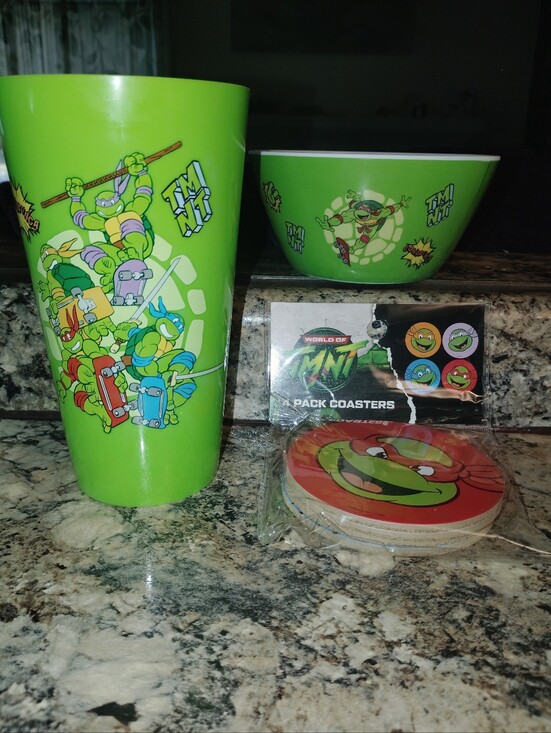 Teenage Mutant Ninja Turtles Other - Teenage Mutant Ninja Turtles Green Party Cup & Bowl Set with Coasters